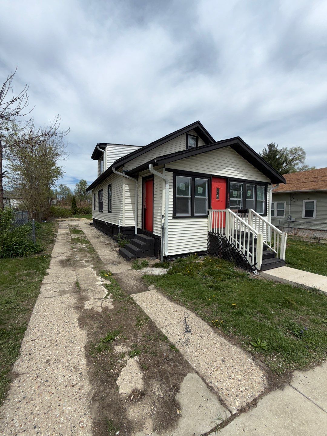 Property main image
